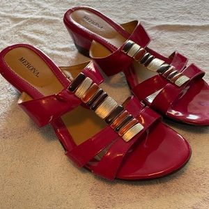 Woman’s Merona sandals size 10